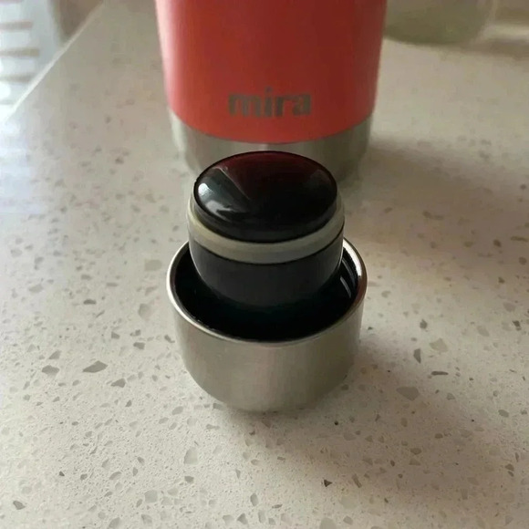 MIRA Stainless Steel Insulated Water Bottle - NIB - Picture 2 of 4
